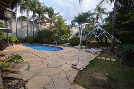 Casa à venda com 400m², 3 quartos e 6 vagas