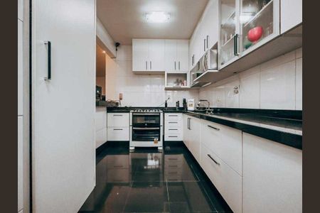 Apartamento à venda com 3 quartos, 235m² em Buritis, Belo Horizonte