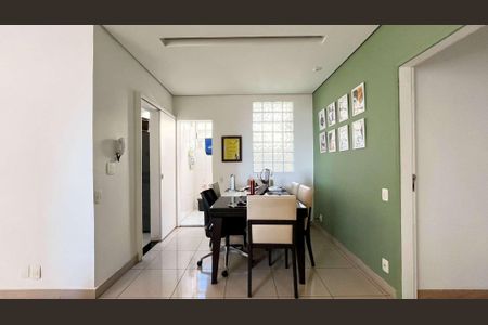 Apartamento à venda com 3 quartos, 100m² em Grajaú, Belo Horizonte