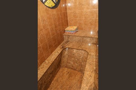 Apartamento à venda com 787m², 4 quartos e 14 vagasBanheiro da Suíte 2