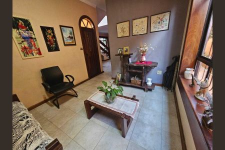 Casa à venda com 3 quartos, 360m² em Nova Suíça, Belo Horizonte