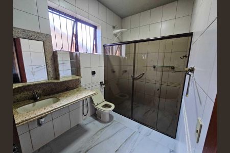 Casa à venda com 3 quartos, 360m² em Nova Suíça, Belo Horizonte
