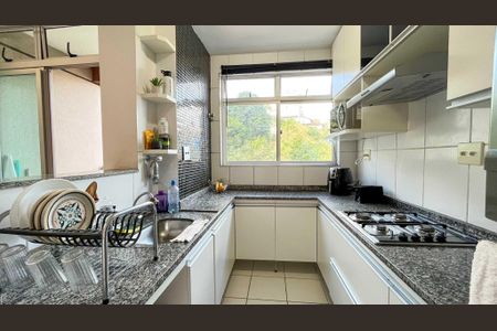 Apartamento à venda com 83m², 4 quartos e 2 vagas