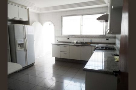 Casa à venda com 441m², 5 quartos e 4 vagas