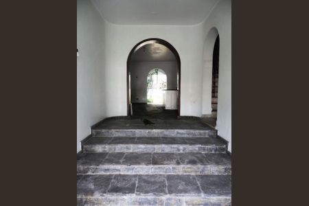 Casa à venda com 441m², 5 quartos e 4 vagas