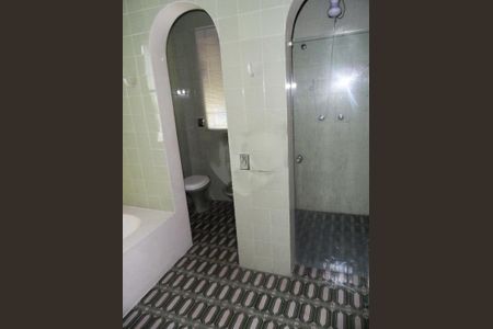 Casa à venda com 441m², 5 quartos e 4 vagas