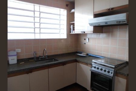 Casa à venda com 1 quarto, 130m² em Moema, São Paulo