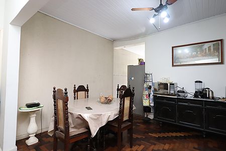 Sala de Jantar de casa à venda com 4 quartos, 300m² em Três Figueiras, Porto Alegre
