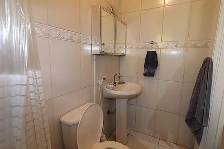 Casa à venda com 300m², 4 quartos e 2 vagasBanheiro da  Suíte 3