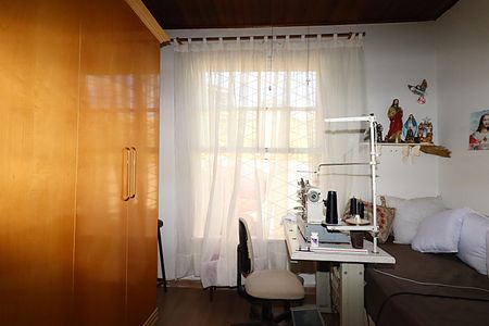 Casa à venda com 300m², 4 quartos e 2 vagas Suíte 3