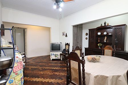 Casa à venda com 300m², 4 quartos e 2 vagasSala de Jantar