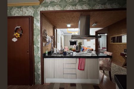 Casa à venda com 200m², 3 quartos e 2 vagasCozinha