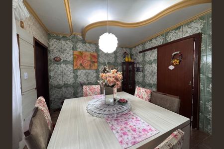 Casa à venda com 200m², 3 quartos e 2 vagasCozinha