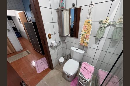 Casa à venda com 200m², 3 quartos e 2 vagasBanheiro