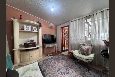 Casa à venda com 200m², 3 quartos e 2 vagassala