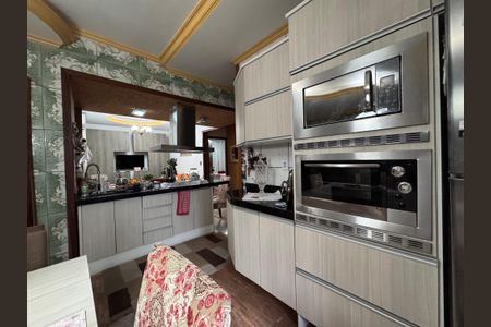 Casa à venda com 200m², 3 quartos e 2 vagasCozinha