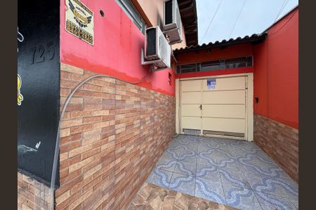 Casa à venda com 200m², 3 quartos e 2 vagasfachada DYKH-154