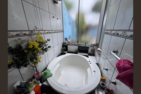 Casa à venda com 200m², 3 quartos e 2 vagasBanheiro da Suíte