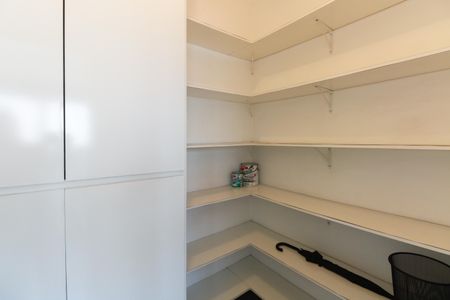 Apartamento à venda com 138m², 3 quartos e 3 vagasÁrea de Serviço - Quarto de Serviço 