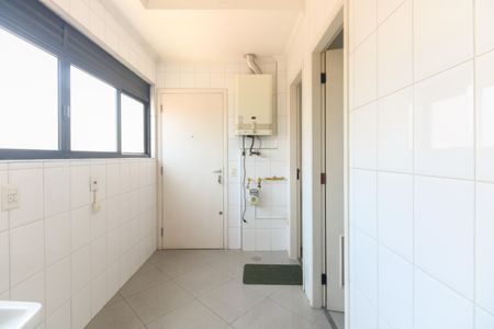 Apartamento à venda com 138m², 3 quartos e 3 vagasÁrea de Serviço 