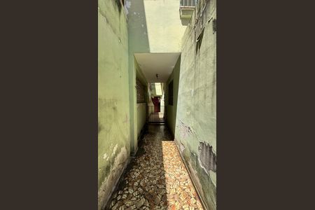 Casa à venda com 173m², 2 quartos e 2 vagas Casa à venda com 173m², 2 quartos e 2 vagasQuintal