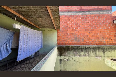 Casa à venda com 173m², 2 quartos e 2 vagas Casa à venda com 173m², 2 quartos e 2 vagasQuintal