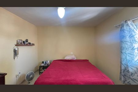 Casa à venda com 173m², 2 quartos e 2 vagas Casa à venda com 173m², 2 quartos e 2 vagasQuarto 2