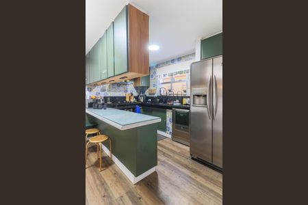 Casa à venda com 249m², 3 quartos e 2 vagas Casa à venda com 249m², 3 quartos e 2 vagasCozinha