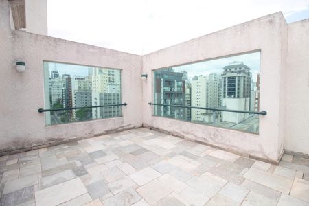 Apartamento para alugar com 33m², 1 quarto e 1 vagaÁrea comum