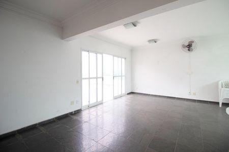 Apartamento para alugar com 33m², 1 quarto e 1 vagaÁrea comum