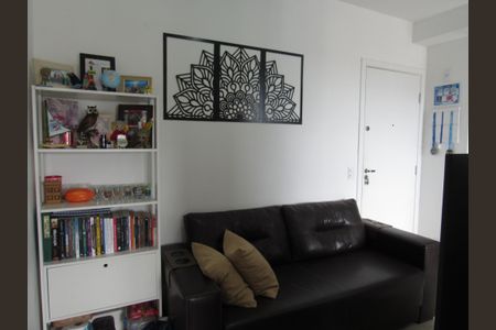 Sala - Cozinha de kitnet/studio à venda com 1 quarto, 30m² em Km 18, Osasco