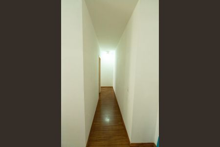 Apartamento para alugar com 72m², 2 quartos e 1 vaga Apartamento para alugar com 72m², 2 quartos e 1 vagaCorredor