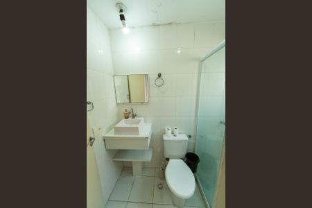 Apartamento para alugar com 72m², 2 quartos e 1 vaga Apartamento para alugar com 72m², 2 quartos e 1 vagaBanheiro da Suíte