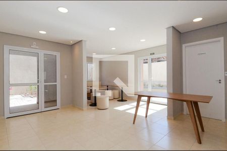 Apartamento à venda com 43m², 2 quartos e 1 vaga Apartamento à venda com 43m², 2 quartos e 1 vagaÁrea comum - Salão de festas