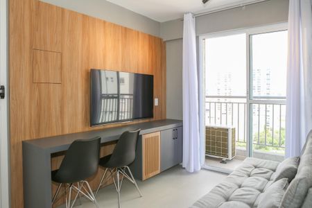 Sala e Cozinha de apartamento à venda com 1 quarto, 29m² em Vila Romana, São Paulo