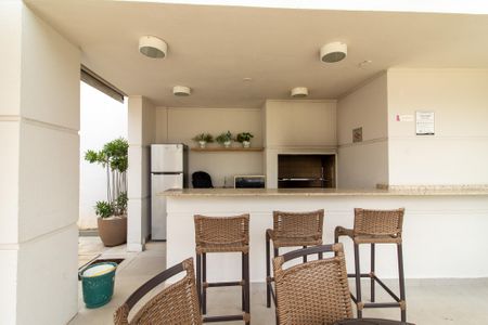 Apartamento à venda com 67m², 2 quartos e 2 vagas Apartamento à venda com 67m², 2 quartos e 2 vagasÁrea comum - Churrasqueira