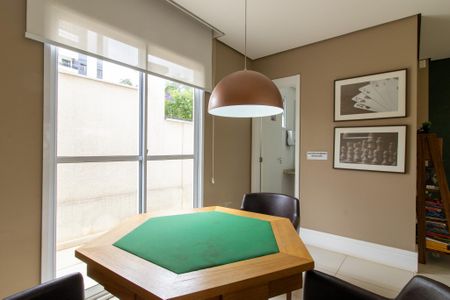 Apartamento à venda com 67m², 2 quartos e 2 vagas Apartamento à venda com 67m², 2 quartos e 2 vagasSala de Jogos