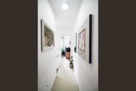 Casa de condomínio à venda com 75m², 2 quartos e 1 vagaCorredor