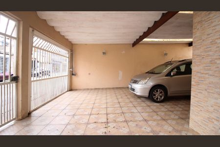 Casa à venda com 250m², 5 quartos e 3 vagas Casa à venda com 250m², 5 quartos e 3 vagasGaragem
