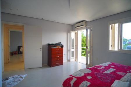 Casa para alugar com 241m², 3 quartos e 2 vagasSuíte 1