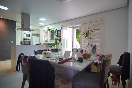 Casa para alugar com 241m², 3 quartos e 2 vagasSala de Jantar