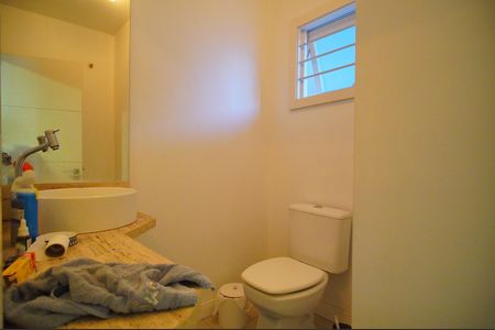 Casa para alugar com 241m², 3 quartos e 2 vagasLavabo