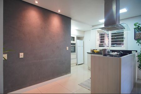 Casa para alugar com 241m², 3 quartos e 2 vagasCozinha