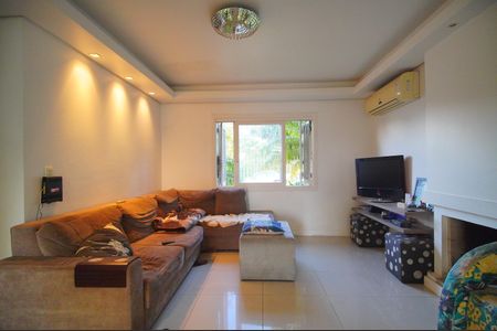 Sala de casa para alugar com 3 quartos, 241m² em Hamburgo Velho, Novo Hamburgo