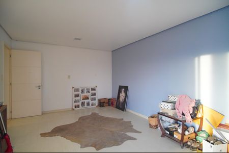 Casa para alugar com 241m², 3 quartos e 2 vagasSuíte 2