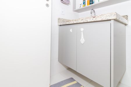 Apartamento à venda com 61m², 2 quartos e 1 vaga Apartamento à venda com 61m², 2 quartos e 1 vagaBanheiro da Suíte