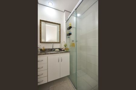 Apartamento à venda com 64m², 2 quartos e 1 vagaBanheiro Suíte 