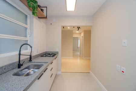 Apartamento à venda com 56m², 2 quartos e 1 vaga Apartamento à venda com 56m², 2 quartos e 1 vagaCozinha e Área de Serviço