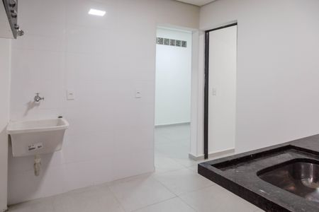 Apartamento para alugar com 30m², 1 quarto e sem vagaCozinha e Área de Serviço