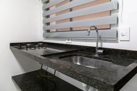 Apartamento para alugar com 30m², 1 quarto e sem vagaCozinha e Área de Serviço